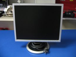 Samsung SyncMaster 740N TFT-LCD 17″ Monitor., főkép