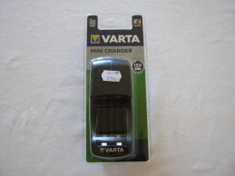 VARTA Mini Charger akkutöltő +2×2100 mAh AA akku. Új, főkép