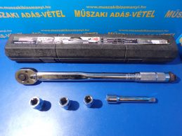 PowerFix Nyomatékkulcs készlet 3 darab dugókulccsal, főkép