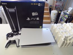 Sony PS5 Digital játékkonzol jótállással, főkép