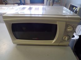 Hauser MW 720 Mikrohullámú sütő jótállással, főkép