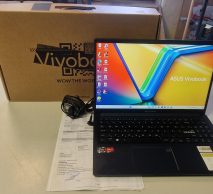 ASUS Vivobook 15 M1502Y Notebook 2028.01.31.-ig GYÁRI GARANCIA!, főkép