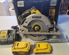 DEWALT DCS572NT Körfűrész jótállással, főkép