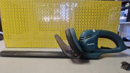 Makita UH4261 Sövényvágó jótállással, főkép